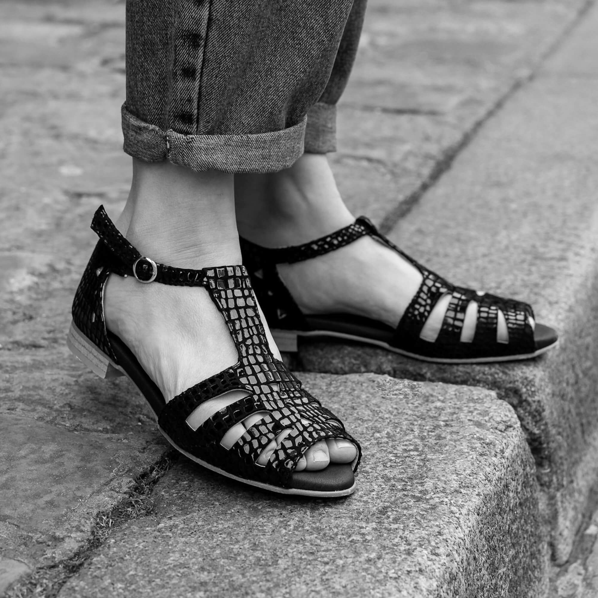 Chaussures Swing Sandales Noires Edition Limitee 1