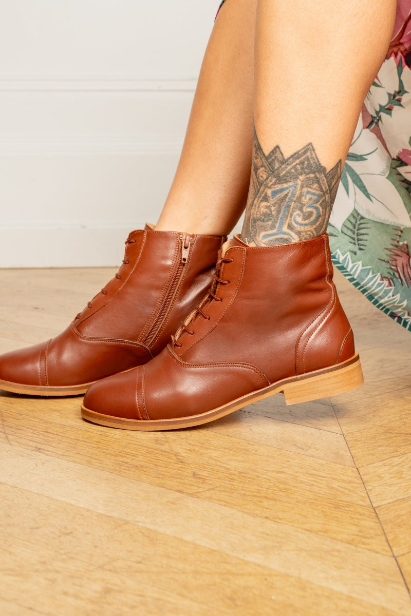 Mama Chestnut - Braune Stiefeletten aus Leder