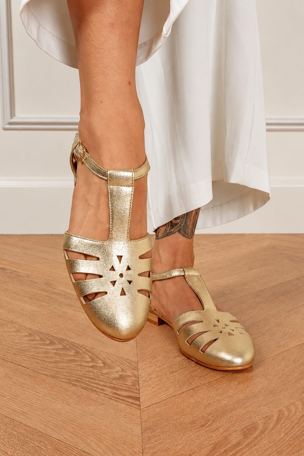 Chaussures de danse swing dorée vegan